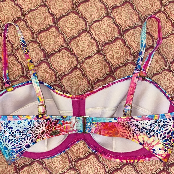 Sunsets 34 D blossom iconic twist top floral Whimsy - Picture 6 of 8